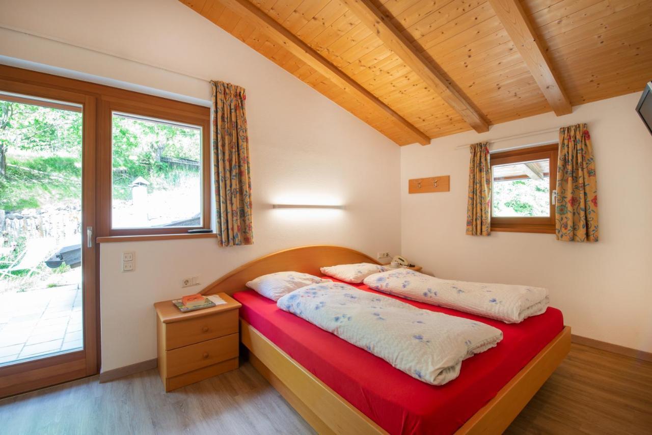 B & B Apartments Ortlerblick Sluderno Bagian luar foto