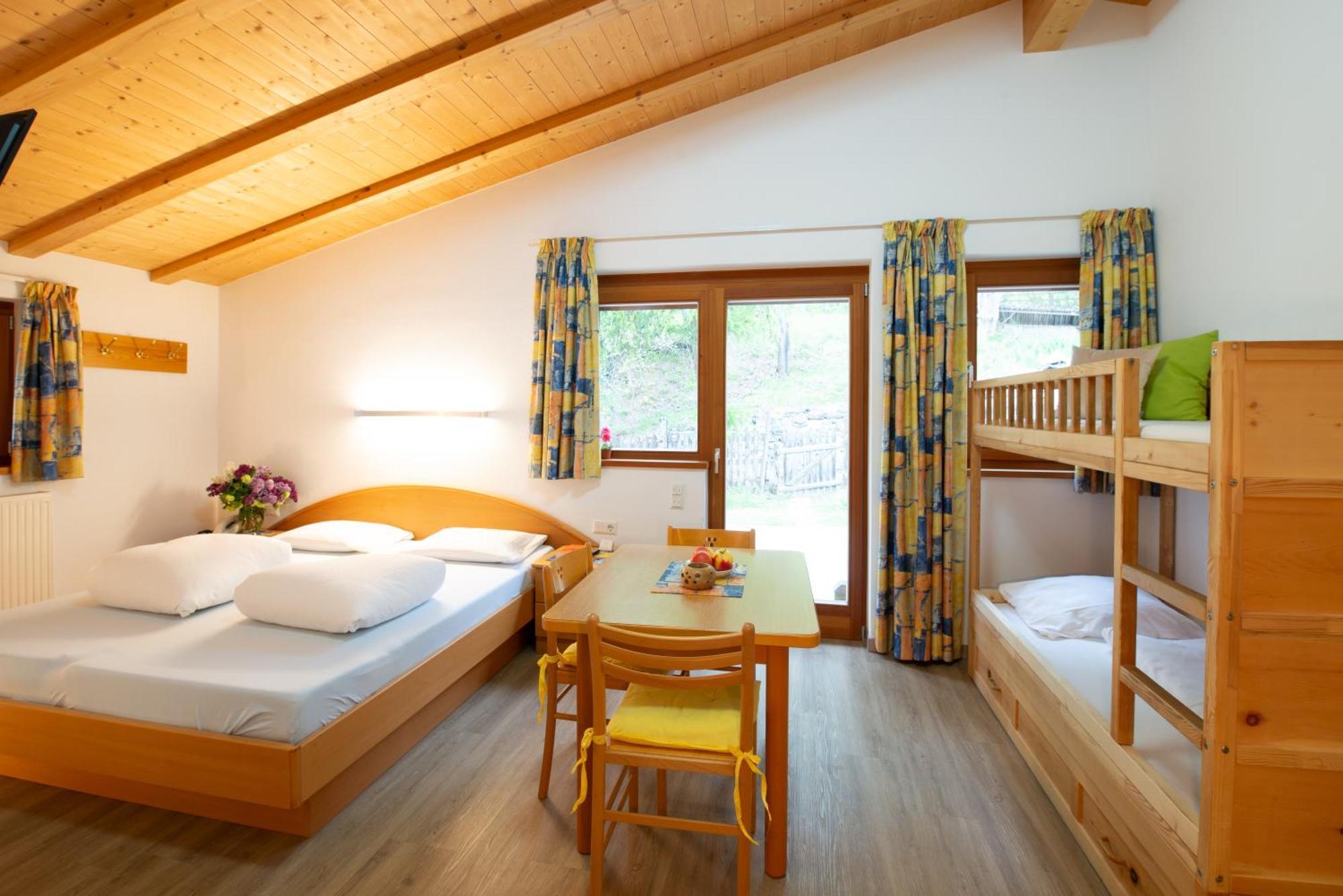B & B Apartments Ortlerblick Sluderno Bagian luar foto